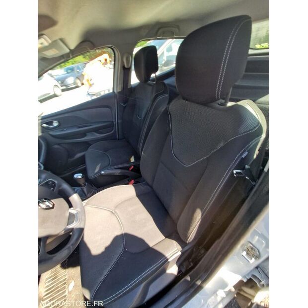 Renault Clio-47663041