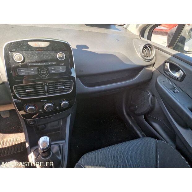 Renault Clio-47663042