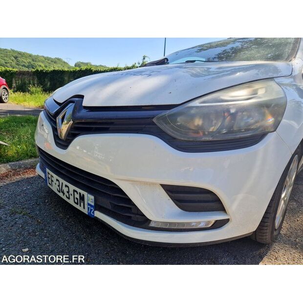 2016 Renault Clio-47663098