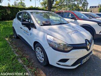 2016-renault-clio-1460362-47663100