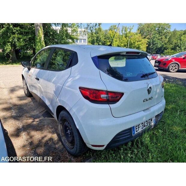 2016 Renault Clio-47663112