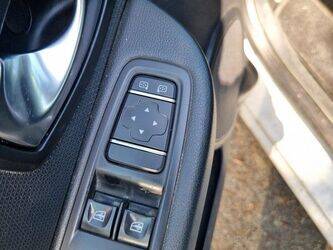 2016-renault-clio-1460362-47663115