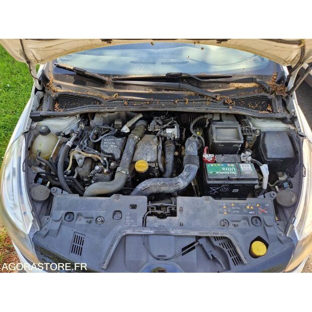 2016 Renault Clio-47663120
