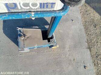 jlg-pecolift-1460363-47663136