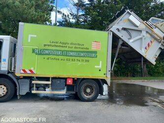2009-renault-premium-1460364-47663156