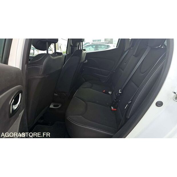 2015 Renault Clio-47663250