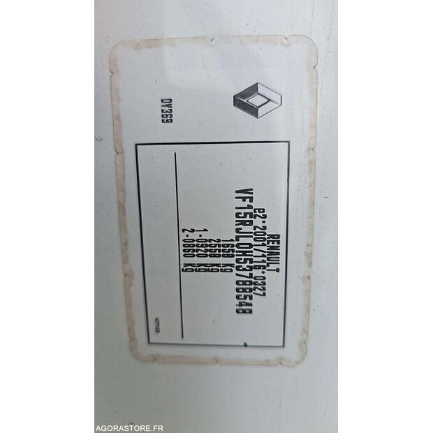 2015 Renault Clio-47663257