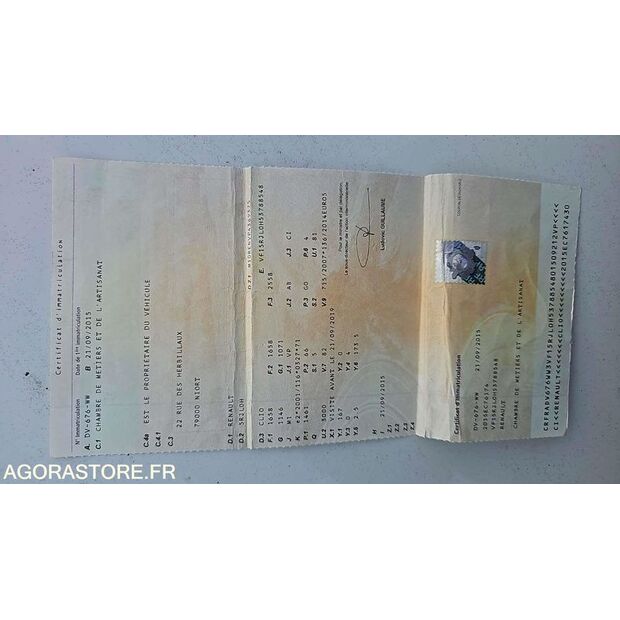 2015 Renault Clio-47663258