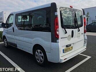 2007-renault-trafic-1460371-47663408
