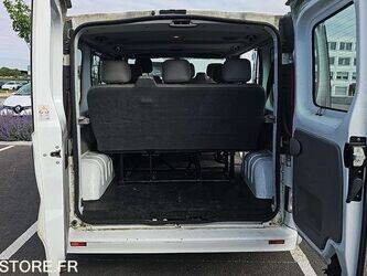2007-renault-trafic-1460371-47663412