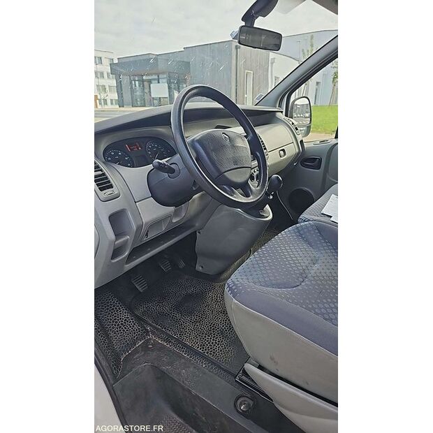 2007 Renault Trafic-47663414