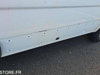 2007-renault-trafic-1460371-47663421