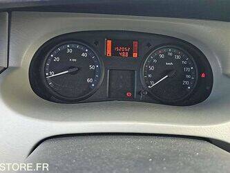 2007-renault-trafic-1460371-47663423