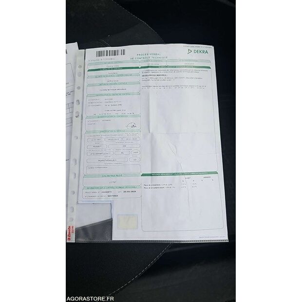 2015 Peugeot 208-47663609