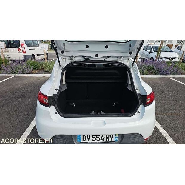 2015 رينو Clio-47663645