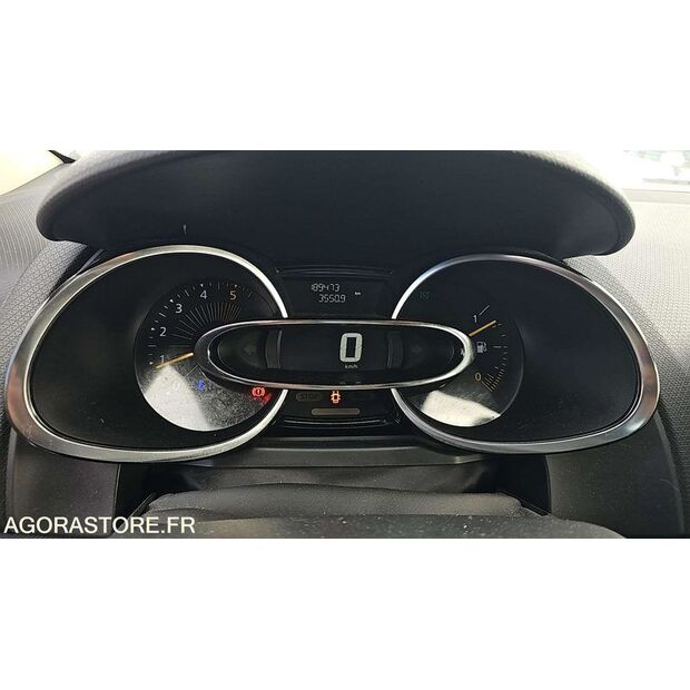 2015 رينو Clio-47663648