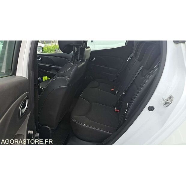 2015 رينو Clio-47663650