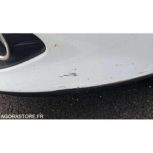 2015 رينو Clio-47663658