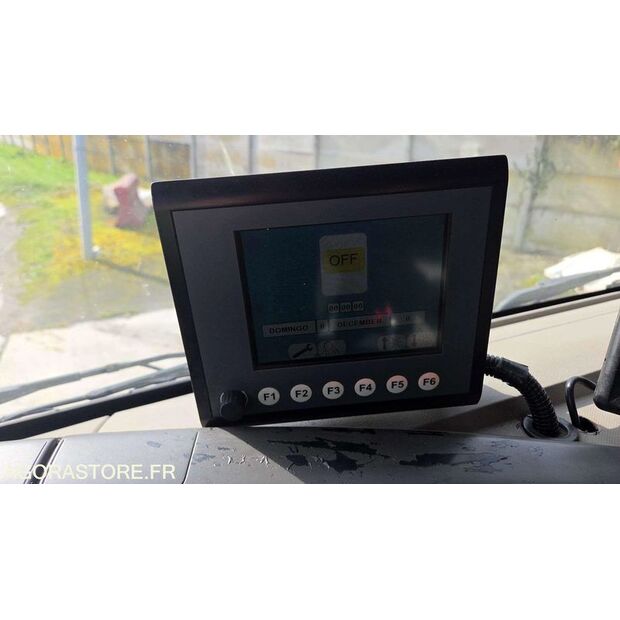 2012 Renault PREMIUM-47663754
