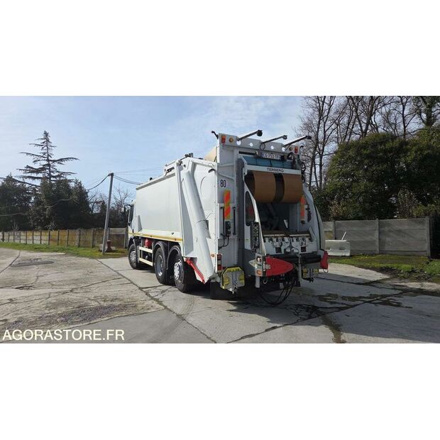 2012 Renault PREMIUM-47663756