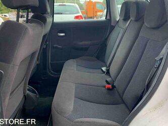 2010-citroen-c3-1460381-47663836