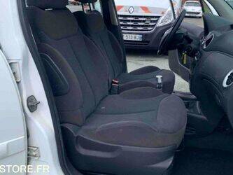 2010-citroen-c3-1460381-47663837