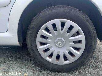 2010-citroen-c3-1460381-47663845
