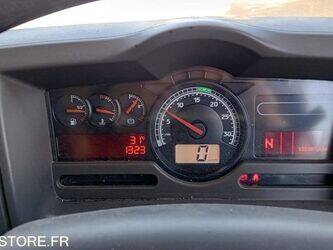 2011-renault-midlum-1460389-47664156