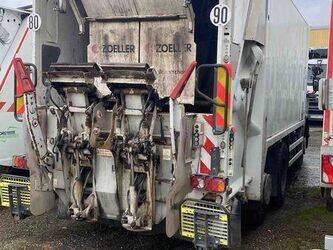 2012-renault-premium-1460392-47664266