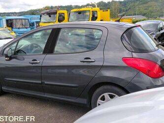 2010-peugeot-308-1460353-47678149