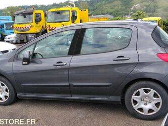 2010-peugeot-308-1460353-47678155