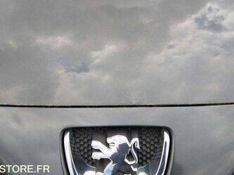 2010-peugeot-308-1460353-47678158