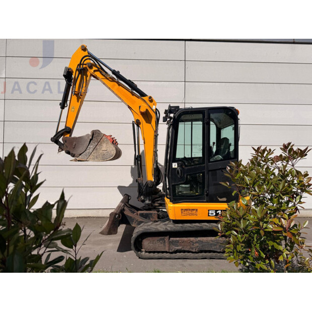 2020 جيه سي بي 51R-1-47682195