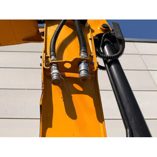 2020 جيه سي بي 51R-1-47682202