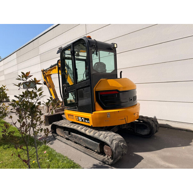 2020 جيه سي بي 51R-1-47682220
