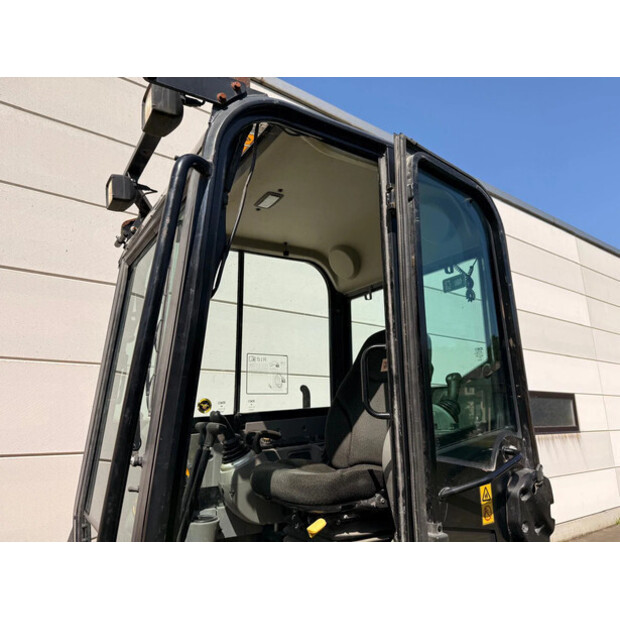 2020 جيه سي بي 51R-1-47682230