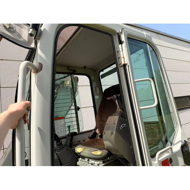 2016 TAKEUCHI TB135-47682279