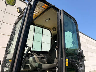 2018-jcb-85z-1-1460432-47682336