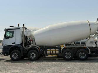 صورة ل خلاطات خرسانية 2026 مرسيدس بنز Arocs 4840