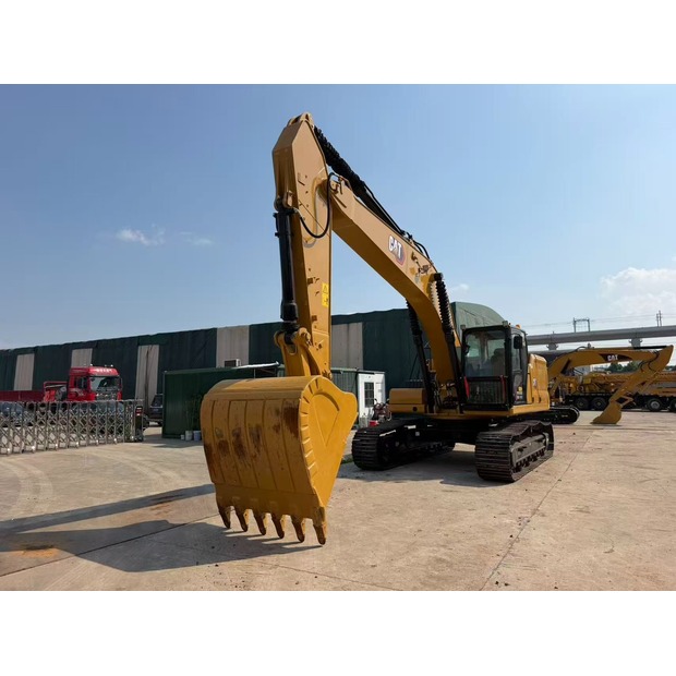 2023 كاتربيلر 330GC-47683405