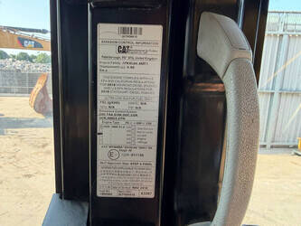 2019-caterpillar-320gc-07b-47686671
