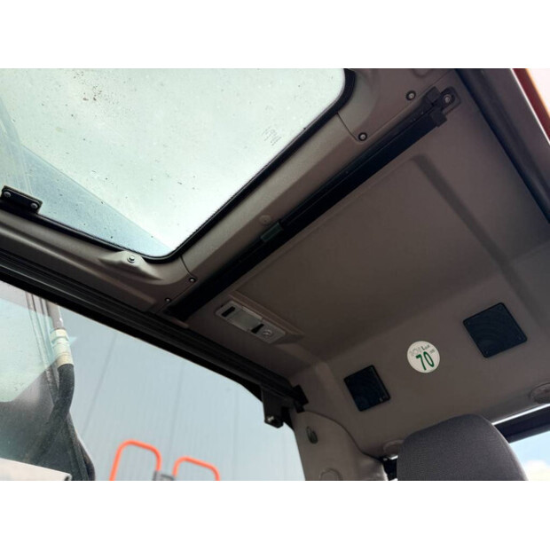 2023 Volvo EC300EL-47687344