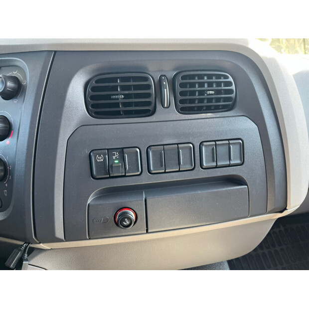 2024 DAF LF 230 FA-47694409