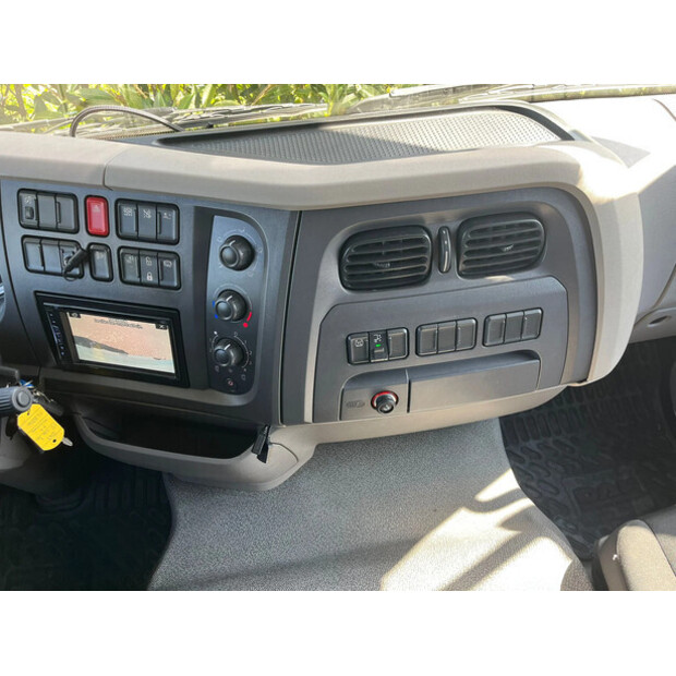 2024 DAF LF 230 FA-47694410