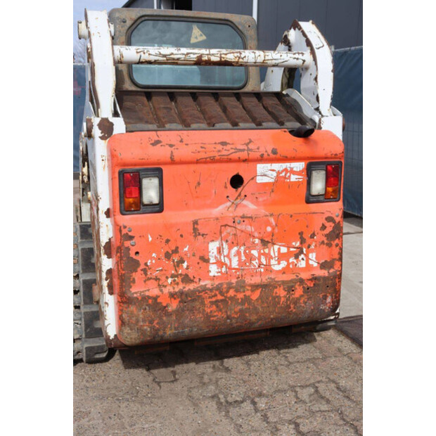 2011 بوبكات T190-47694569