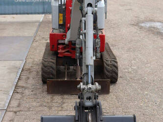 2016-takeuchi-tb210r-1460557-47694642