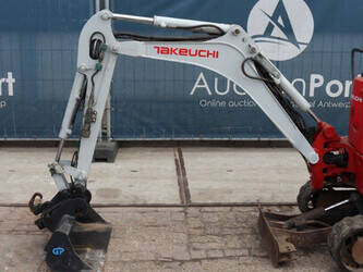 2016-takeuchi-tb210r-1460557-47694644