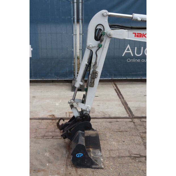 2016 TAKEUCHI TB210R-47694645