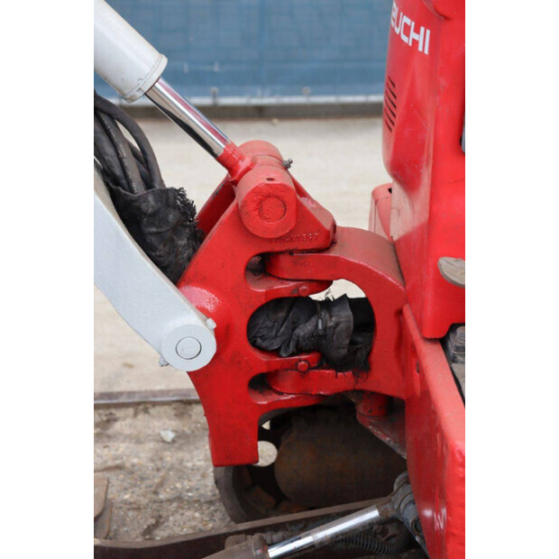 2016 TAKEUCHI TB210R-47694651