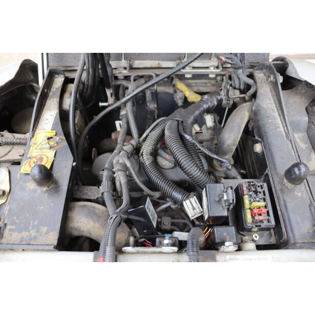 2016 TAKEUCHI TB210R-47694657